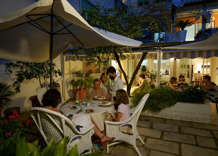 Hotel Ausonia