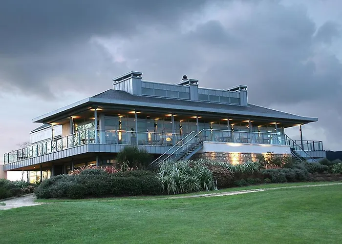 Seafield Hotel & Spa Resort