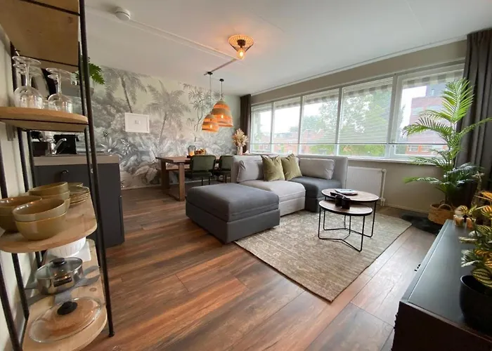 Hakuna Matata - 4P Apartment Groningen Center