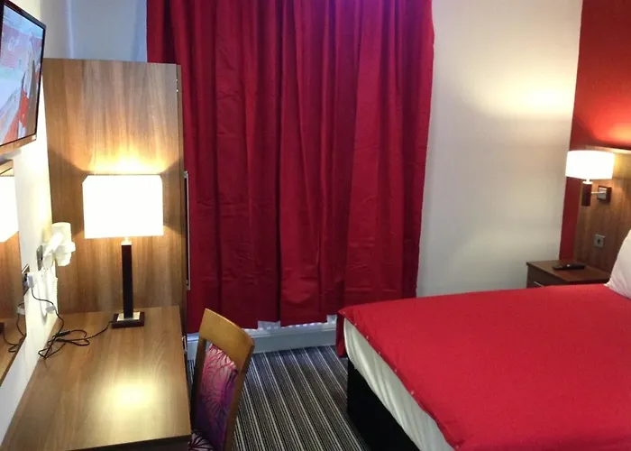Ely House Hotel