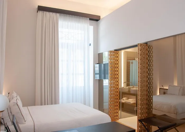 S Paul City Hotel