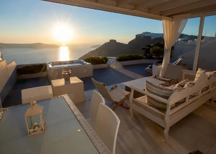 Sunset View Villa Santorini - With Outdoor Jacuzzi