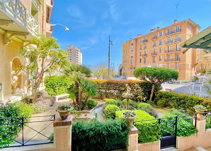 Designer Garden View Ac, Fiber Wifi Heart Of Monaco