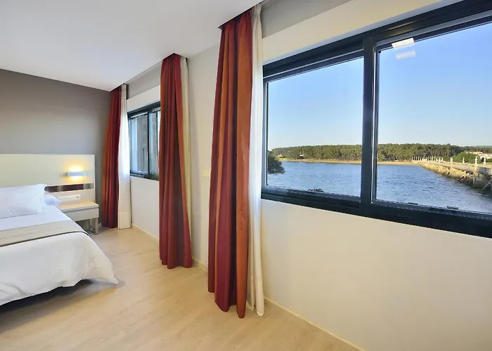 Hotel Puente De La Toja
