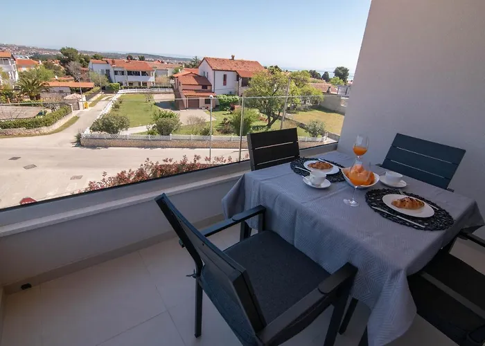 Luxury Apartment Grotta With Sea View And Swimming Pool