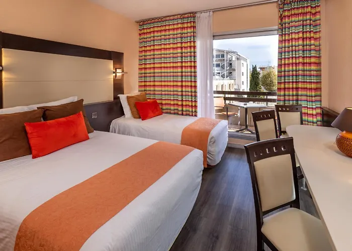 The Originals City, Hotel Galaxie, Nice Aeroport