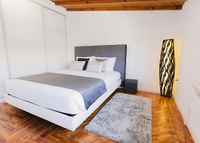 Santa Helena Apartments