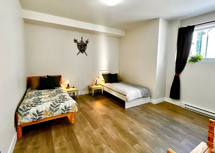 Kelowna New Lake View 2Bedrooms Close Big White