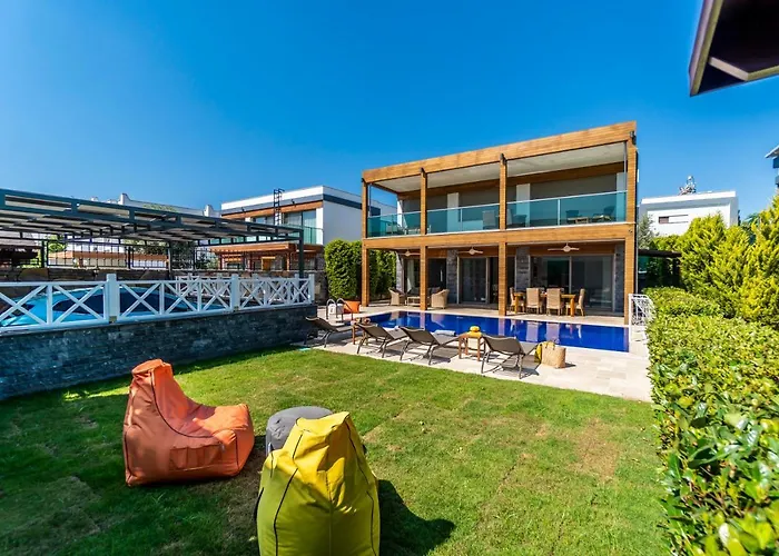 Deluxe Villa Ayshen With Private Swimming Pool
