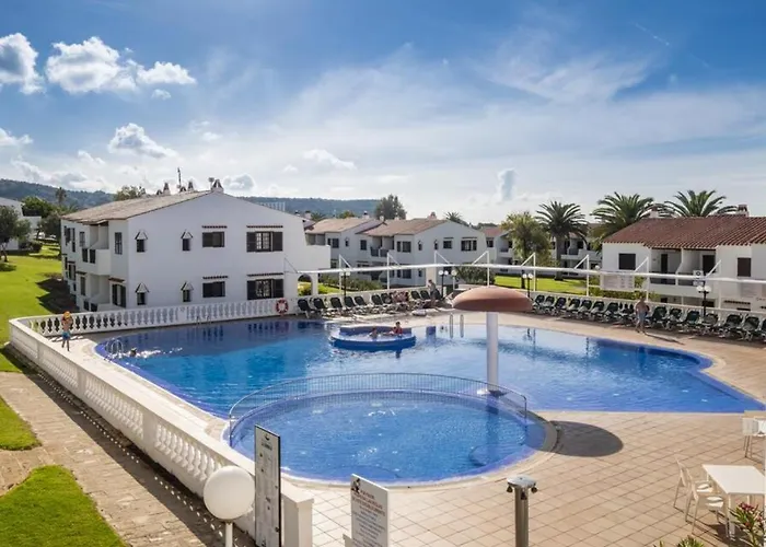 Cheap & Chic Apartamentos En Son Bou De 2 Dormitorios