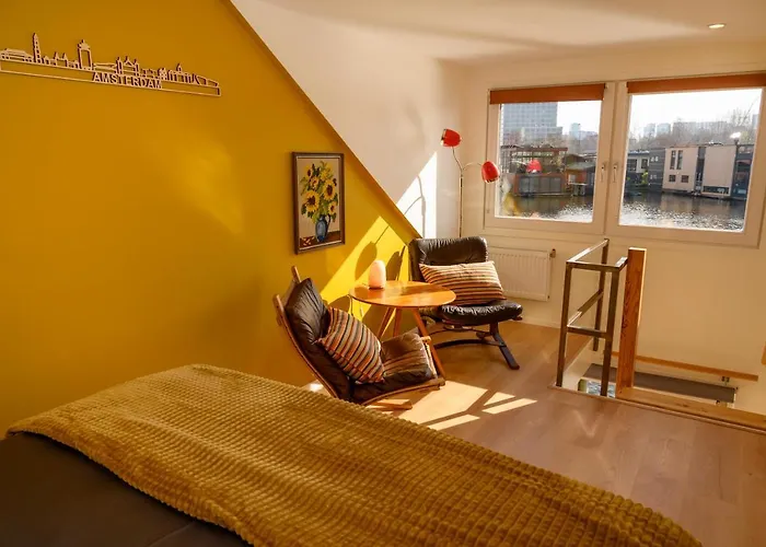 Houseboat Studio With Canalview And Free Bikes