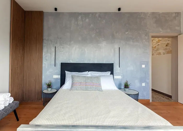 Evangelia Residenza, Elegant Stay In Herakleion!