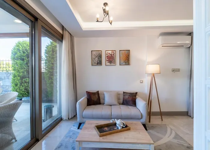 Deluxe Villa Ayshen With Private Swimming Pool