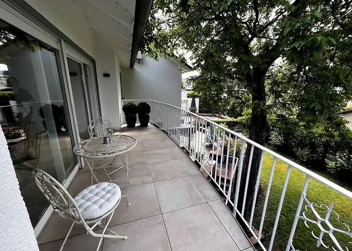 Klimatisiertes Premium-Apartment - 110 Qm - Ruhige Lage In Heilbronn - Sued-Balkon - Kostenloser Parkplatz - Wlan