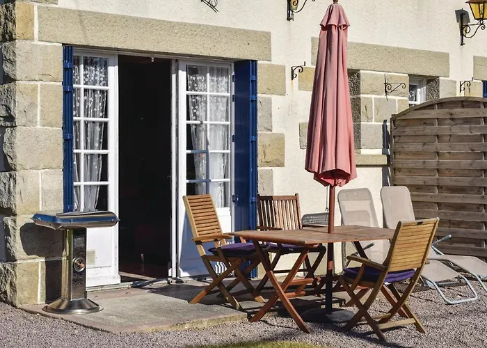 Two-Bedroom Holiday Home In Saint Cast Le Guildo