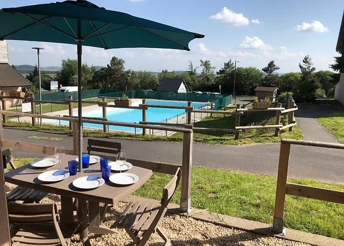 Le Chalet De "Lamarmotte" T3 Renove Avec Terrasse Sud En Rez De Jardin