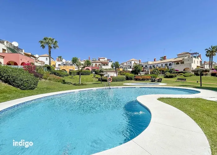 2-Bedroom Townhouse With Pool Access - Epi01