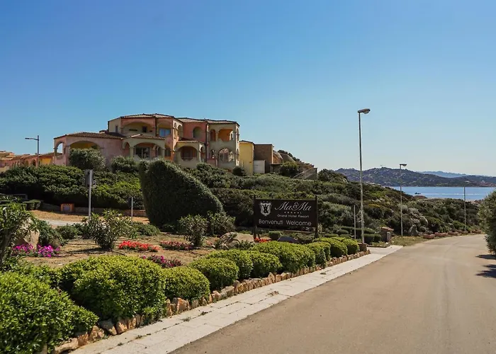 Your Lovely And Elegant Home With Garden Sea View