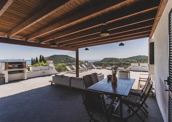 Argentario Laura'S Pool Villa