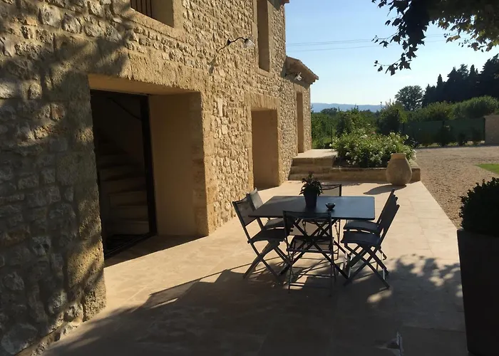 Mas De Charme En Provence