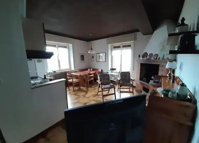 Warm, nice&amazing Lake-view apartment