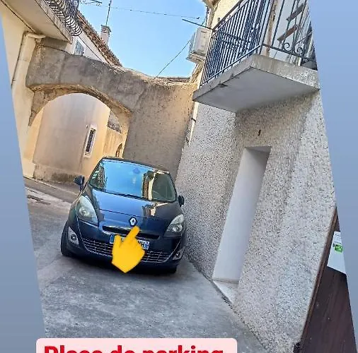 Charmante Maison De Ville Avec Parking Prive