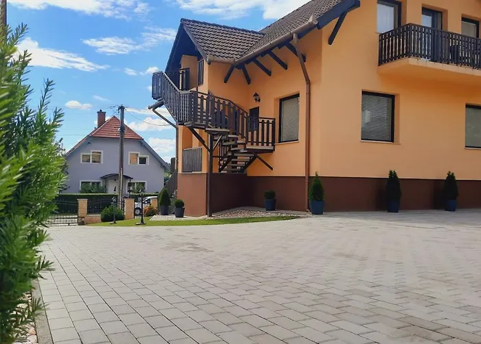 Apartmanhaz King