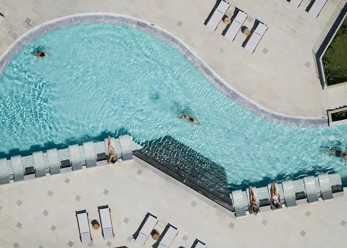 Cayo Exclusive Resort & Spa