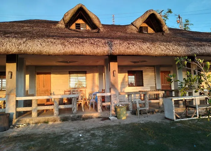 Buena Vistas Travellers Inn Hilside