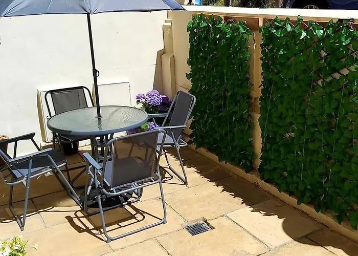 Beautifully Appointed, Period Seaside Apartment