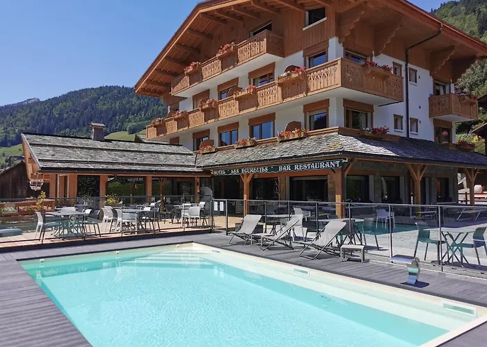 Hotel-Chalet Les Ecureuils Restaurant, Piscine, Jardin, Garage