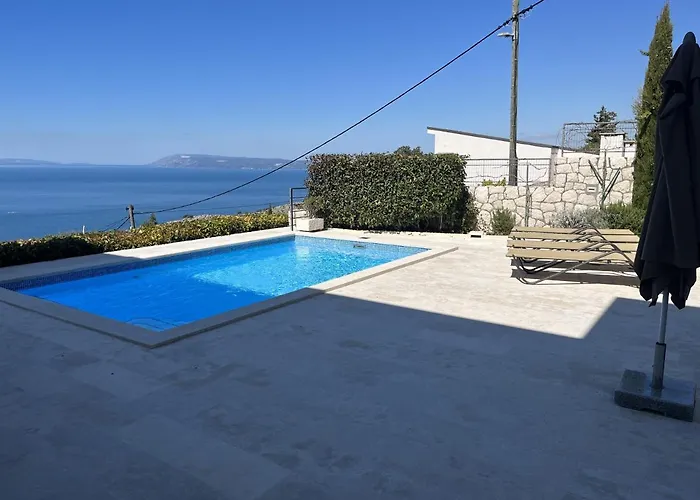 Luxury Villa Mala Podgora With Heated Pool