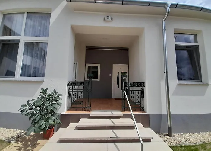 Deri Kert Apartmanhaz B