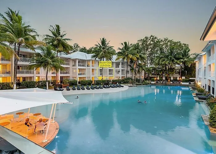 Beach Club Port Douglas Luxury Apartments