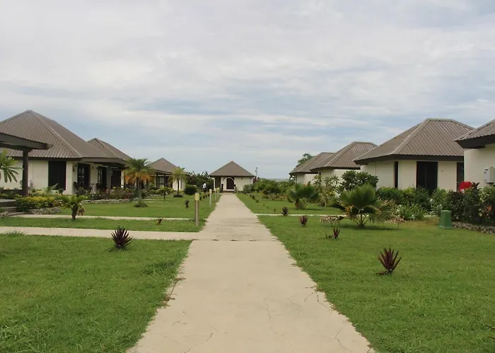 Lander'S Bay Resort