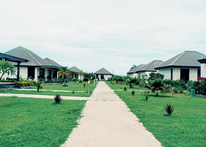 Lander'S Bay Resort
