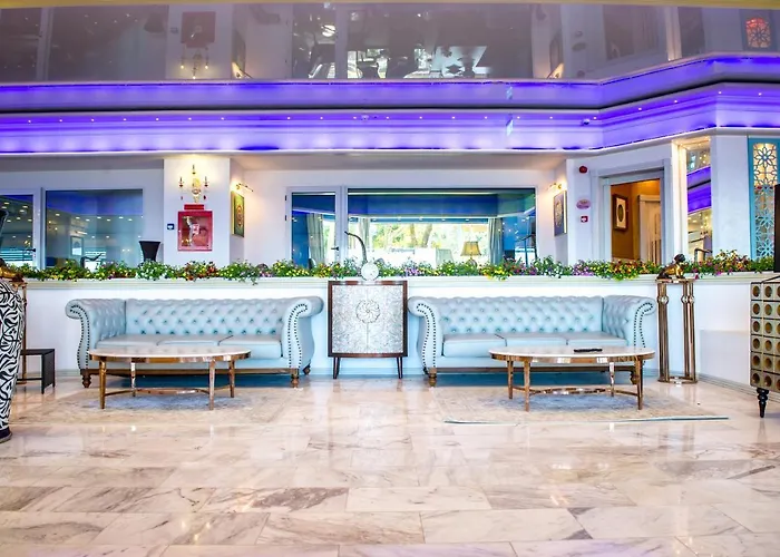 Phoenicia Blue View