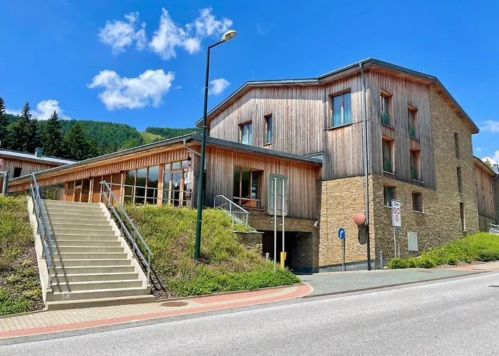 Suites And Apartments Medvedin