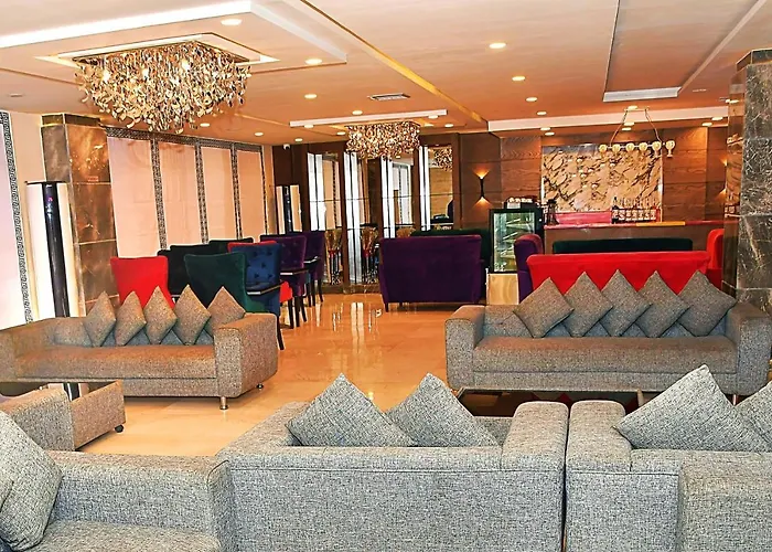 Hotel Akbar International