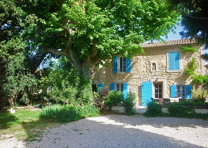Les Volets Bleus Provence