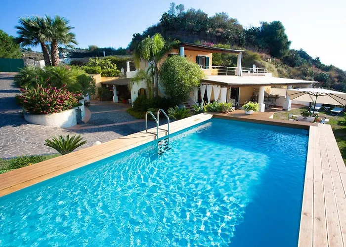 Casa Nostra, Stunning, Elegant Villa In Lipari With Pool