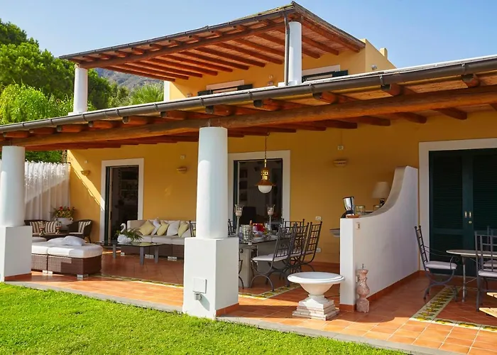 Casa Nostra, Stunning, Elegant Villa In Lipari With Pool