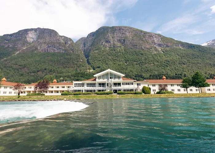 Hotel Loenfjord Loen