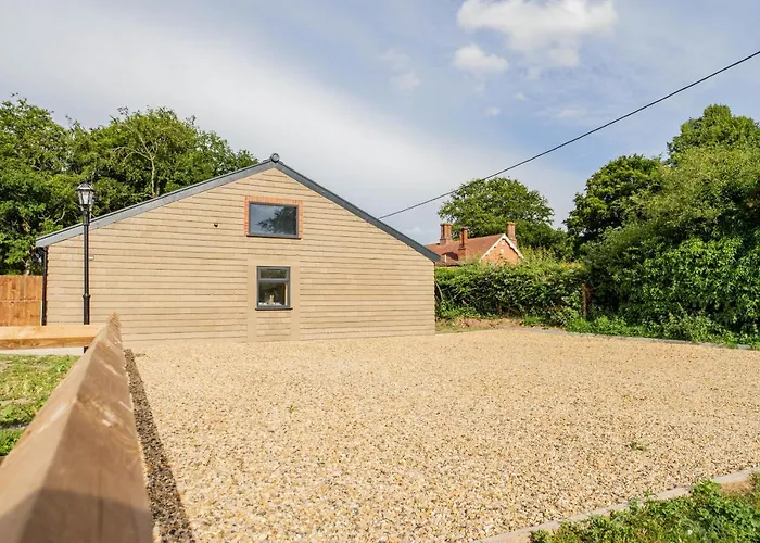 Muntjac View, Beechcroft Barns, Cawston, Norfolk