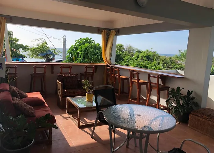 Airport Beach Hotel