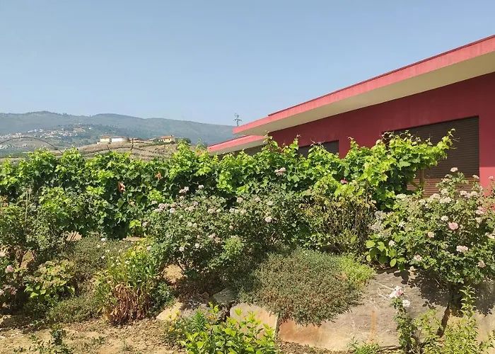 Quinta Dos Padrinhos - Suites In The Heart Of The Douro