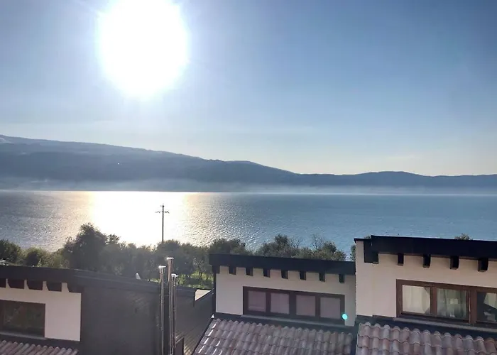Appartamento Oliva Mit Seeblick