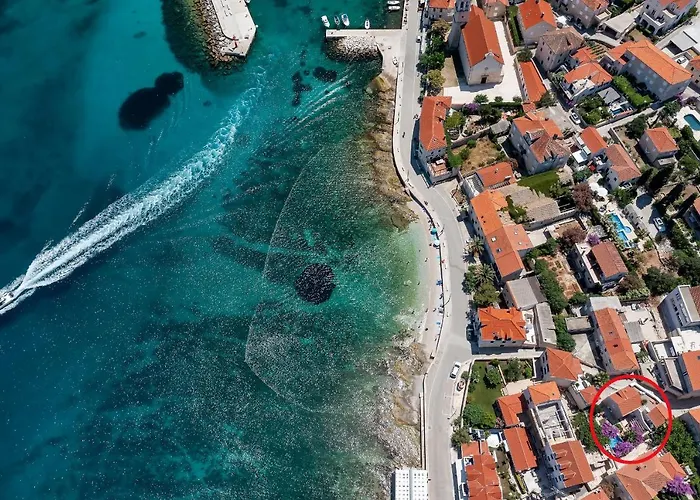 Seaside House With A Swimming Pool Sutivan, Brac - 16300