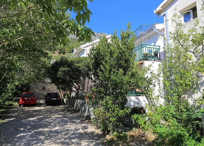 Holiday House With A Parking Space Brela, Makarska - 788