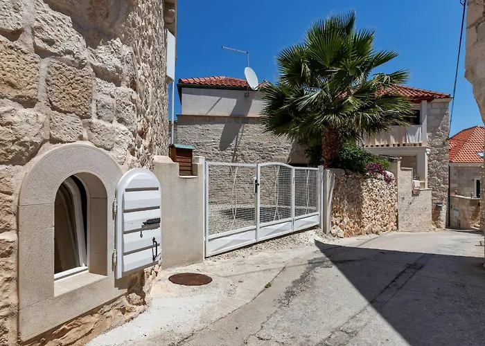 Holiday Home Marijan By Interhome